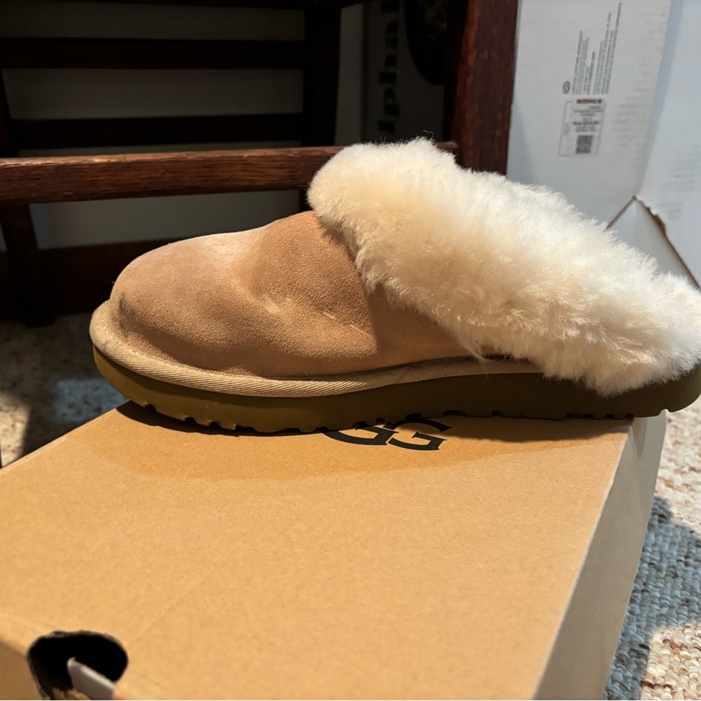UGG women’s cluggette size 8 - Picture 8 of 8